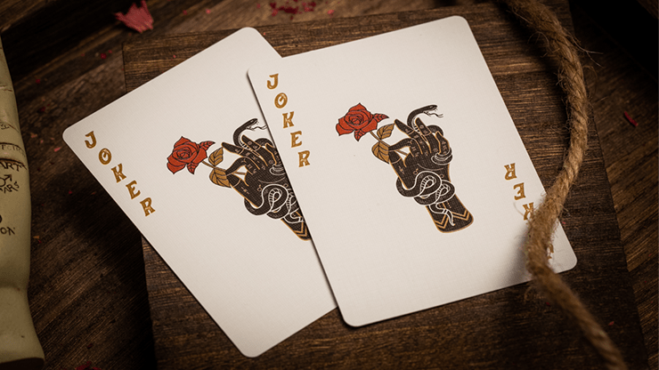 Palmistry Golden Ivory by Chamber of Wonders - Carti De Joc Premium