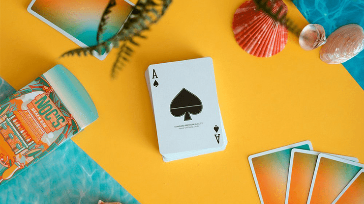 NOC Beach Bar by The House of Playing Cards - Carti De Joc Premium