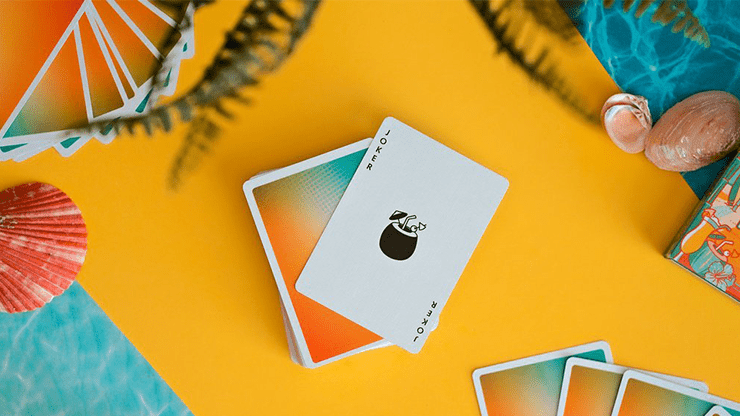 NOC Beach Bar by The House of Playing Cards - Carti De Joc Premium