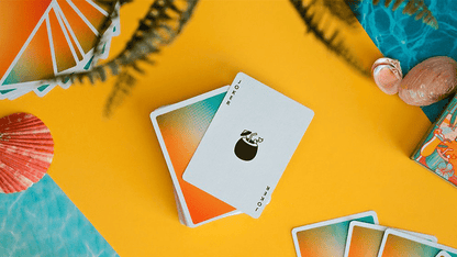 NOC Beach Bar by The House of Playing Cards - Carti De Joc Premium