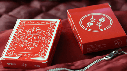 Red Roses by Daniel Schneider - Carti De Joc Premium