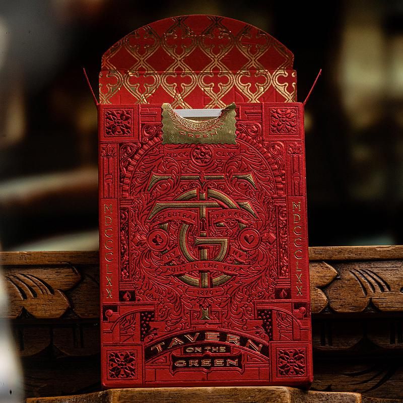 Tavern on the Green: Red Edition by Theory11 - Carti De Joc Premium