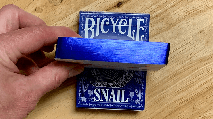 Carti de joc Bicycle Snail Blue Gilded by PlayingcardDecks - Carti De Joc Premium