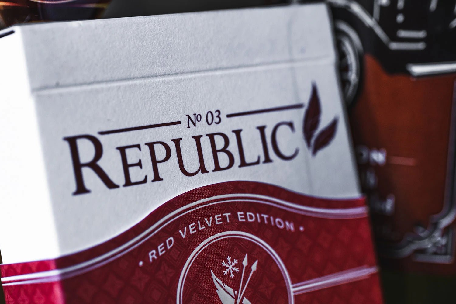 Carti de joc Republic No3 Red Velvet by Ellusionist - Carti De Joc Premium