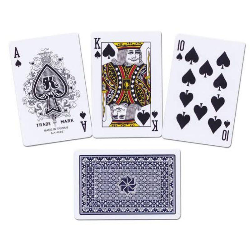 Carti de joc Royal Set 2 pachete poker plastic 100% - Carti De Joc Premium